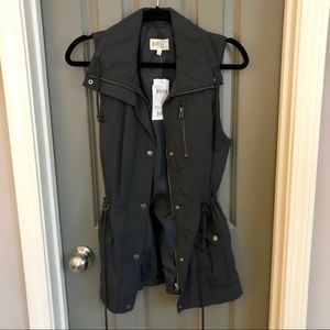 Jolt Grey Utility Vest NWT!
